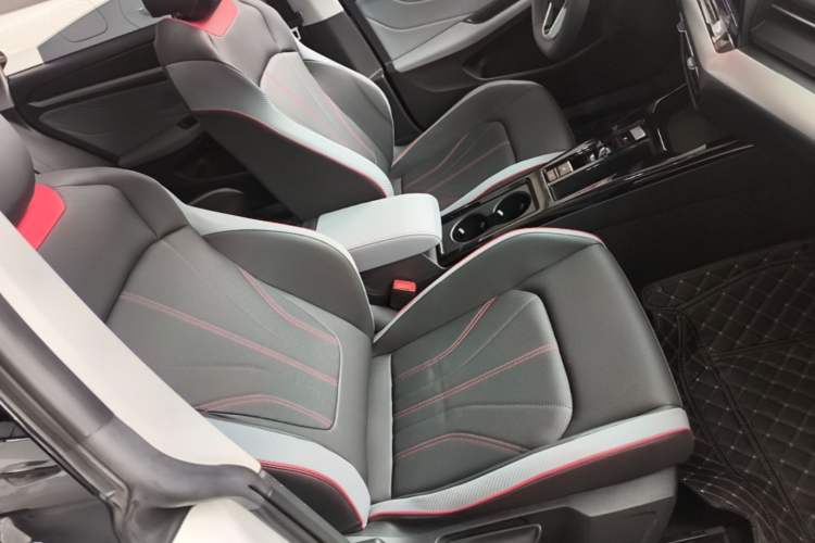 Used Volkswagen Lamando 2023 Lavida L 280TSI DSG Spicy Edition Right Front Seat