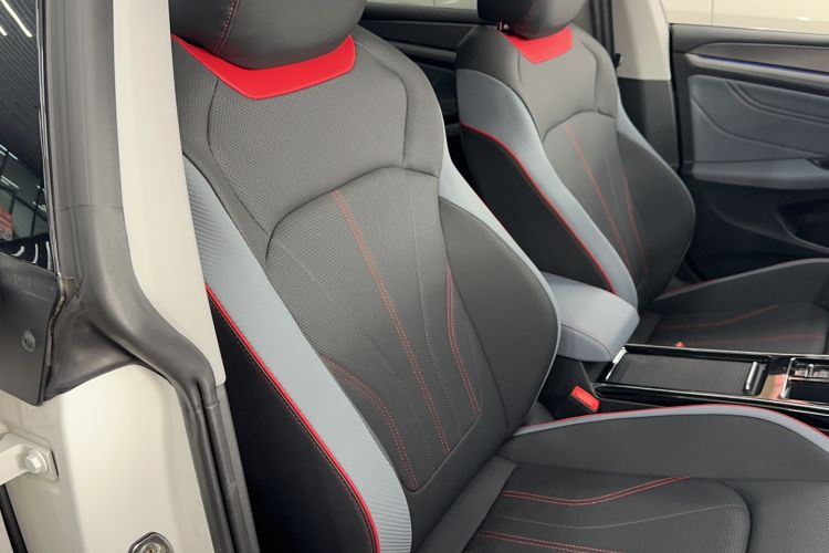 Used Volkswagen Lamando 2023 Lavida L 280TSI DSG Cool & Spicy Edition Right Front Seat