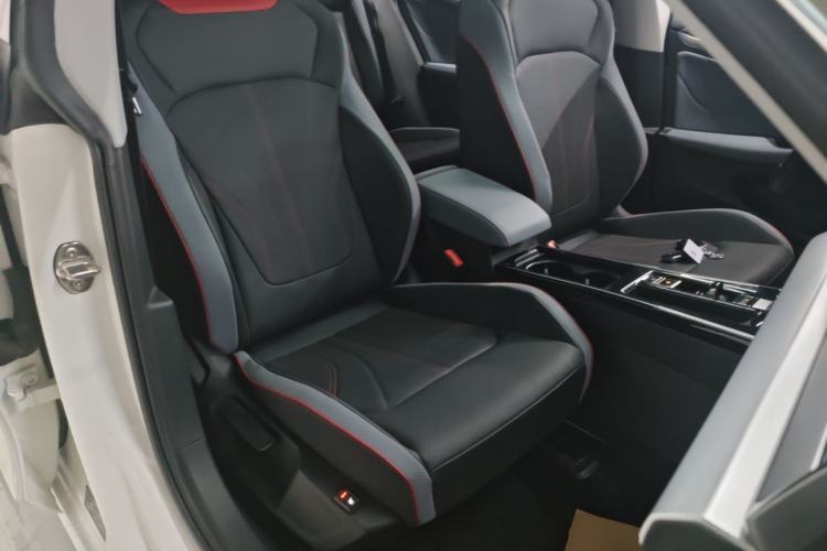 Used Volkswagen Lamando 2023 Lavida L 280TSI DSG Cool & Spicy Edition Right Front Seat