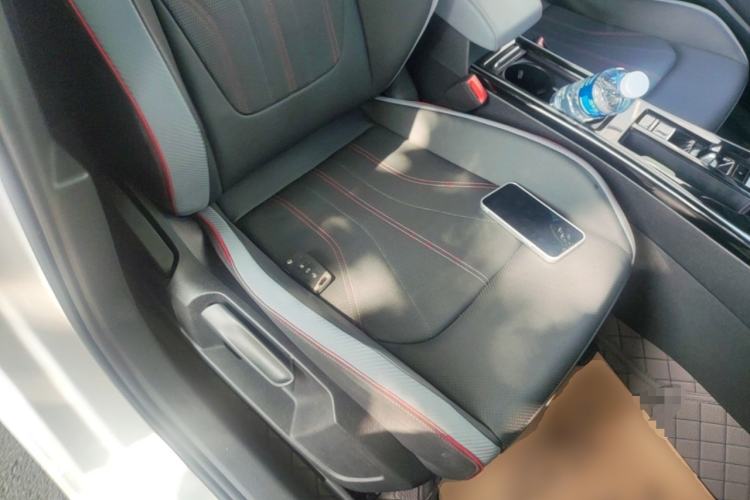 Used Volkswagen Lamando 2023 Lavida L 280TSI DSG Cool & Spicy Edition Right Front Seat