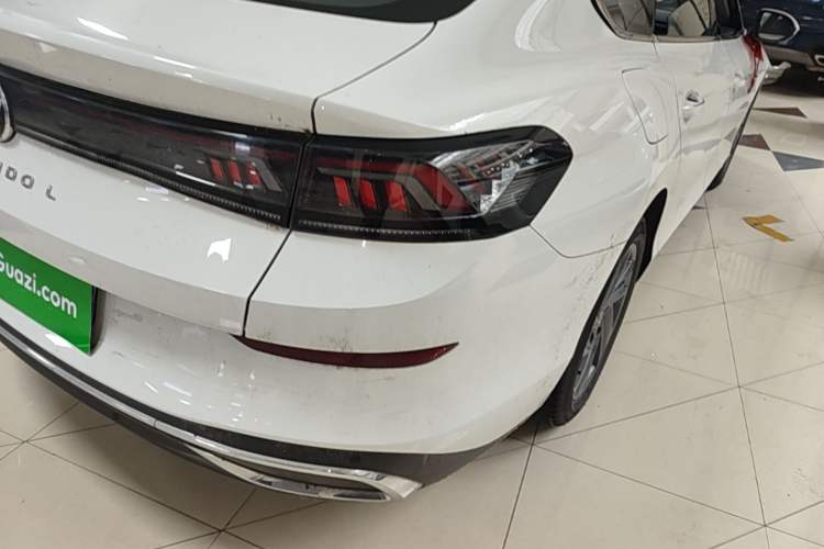 Used Volkswagen Lamando 2023 Lavida L 280TSI DSG Spicy Edition Right Rear Taillight