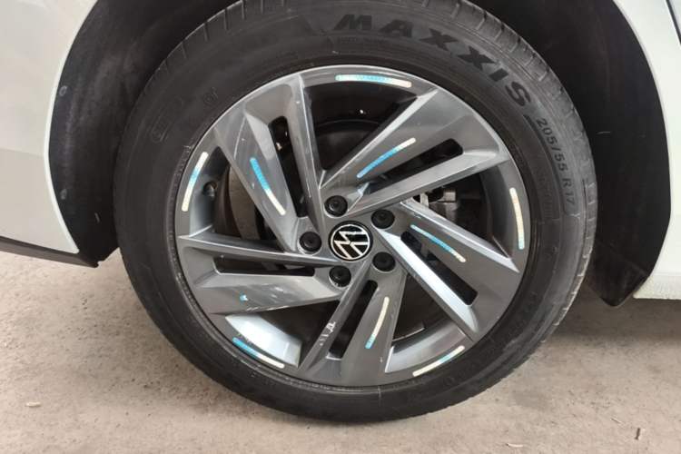 Used Volkswagen Lamando 2023 Lavida L 280TSI DSG Spicy Edition Right Rear Wheel Hub