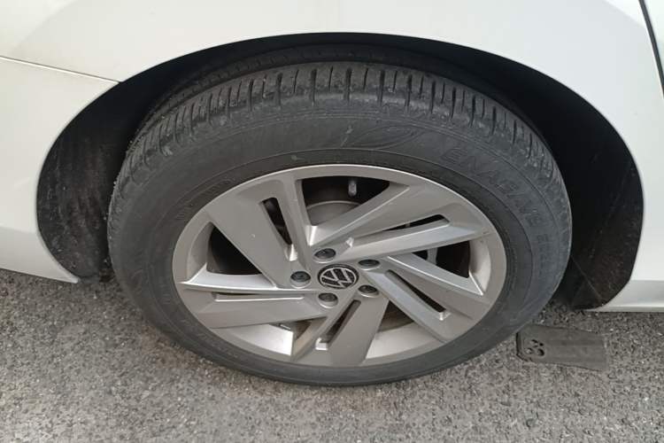 Used Volkswagen Lamando 2023 Lavida L 280TSI DSG Spicy Edition Right Rear Wheel Hub