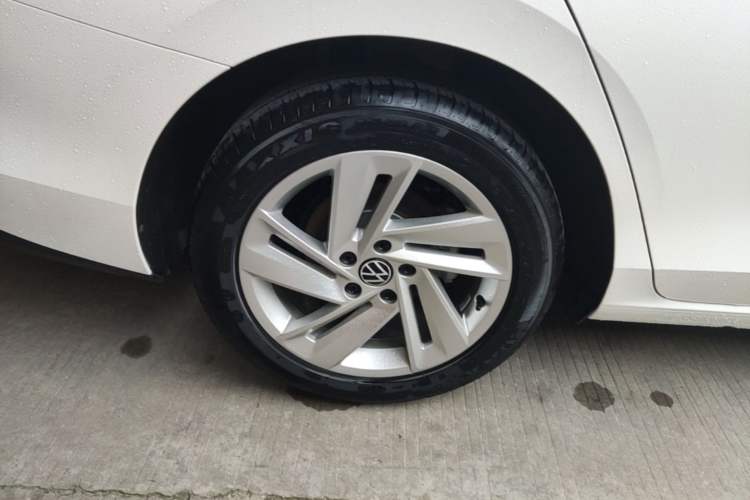 Used Volkswagen Lamando 2023 Lavida L 280TSI DSG Spicy Edition Right Rear Wheel Hub