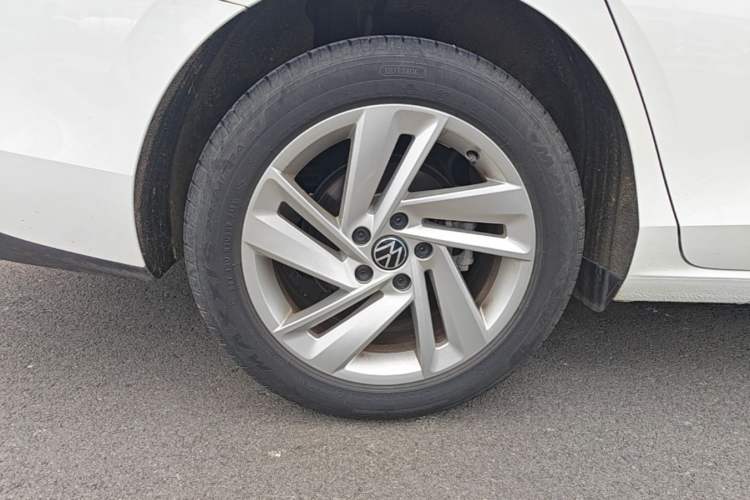 Used Volkswagen Lamando 2023 Lavida L 280TSI DSG Spicy Edition Right Rear Wheel Hub