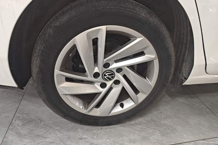 Used Volkswagen Lamando 2023 Lavida L 280TSI DSG Spicy Edition Right Rear Wheel Hub