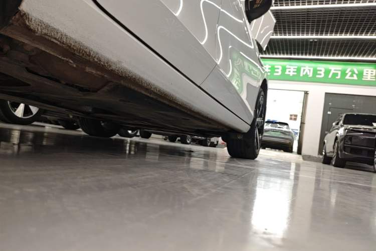 Used Volkswagen Lamando 2023 Lavida L 280TSI DSG Cool & Spicy Edition Right Side Sill
