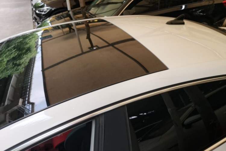 Used Volkswagen Lamando 2023 Lavida L 280TSI DSG Cool & Spicy Edition Roof