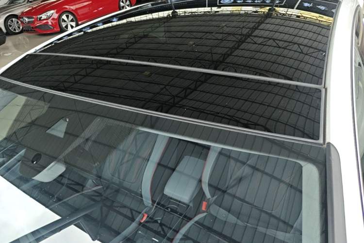 Used Volkswagen Lamando 2023 Lavida L 280TSI DSG Cool & Spicy Edition Roof