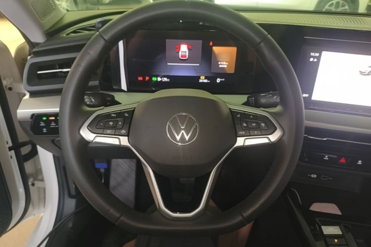 Used Volkswagen Lamando 2023 Lavida L 280TSI DSG Spicy Edition Steering Wheel