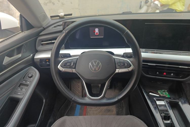 Used Volkswagen Lamando 2023 Lavida L 280TSI DSG Spicy Edition Steering Wheel