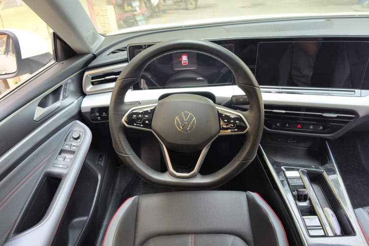 Used Volkswagen Lamando 2023 Lavida L 280TSI DSG Cool & Spicy Edition Steering Wheel