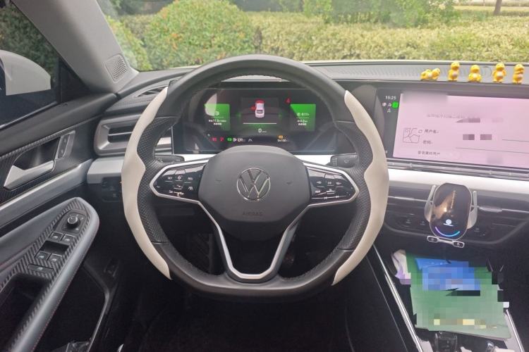 Used Volkswagen Lamando 2023 Lavida L 280TSI DSG Cool & Spicy Edition Steering Wheel