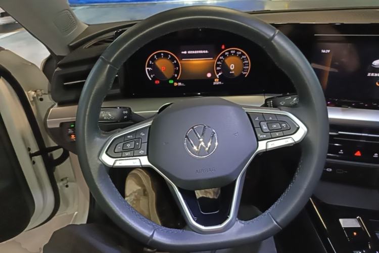 Used Volkswagen Lamando 2023 Lavida L 280TSI DSG Spicy Edition Steering Wheel