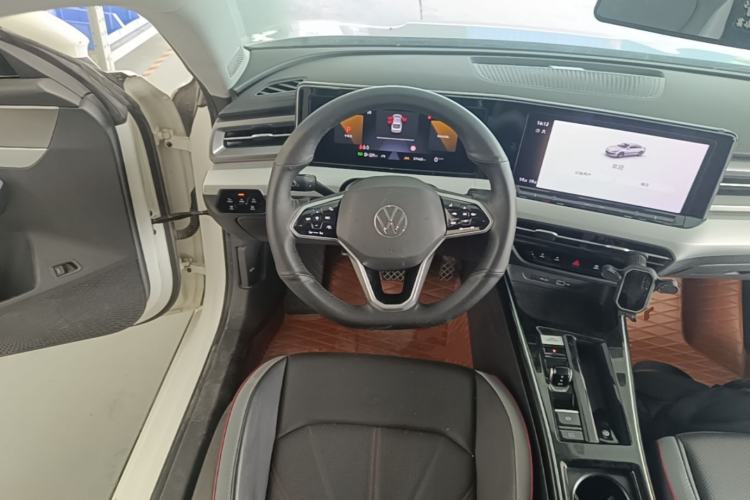 Used Volkswagen Lamando 2023 Lavida L 280TSI DSG Cool & Spicy Edition Steering Wheel
