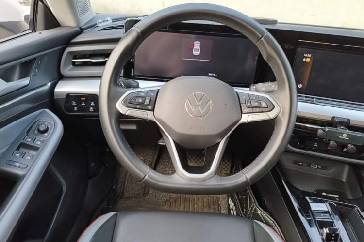 Used Volkswagen Lamando 2023 Lavida L 280TSI DSG Spicy Edition Steering Wheel