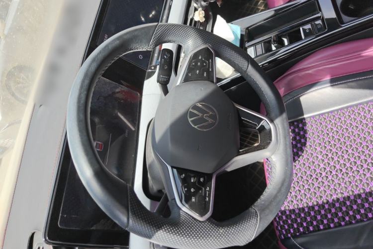 Used Volkswagen Lamando 2023 Lavida L 280TSI DSG Cool & Spicy Edition Steering Wheel