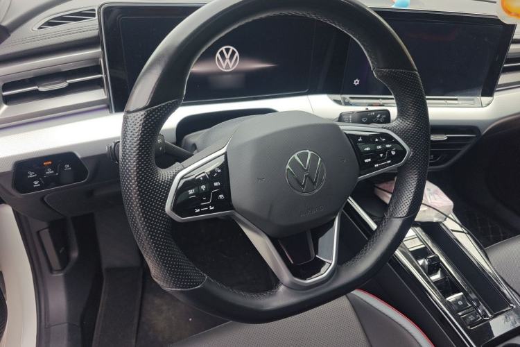 Used Volkswagen Lamando 2023 Lavida L 280TSI DSG Cool & Spicy Edition Steering Wheel
