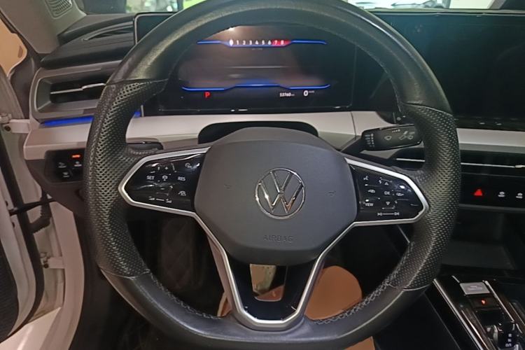 Used Volkswagen Lamando 2023 Lavida L 280TSI DSG Cool & Spicy Edition Steering Wheel