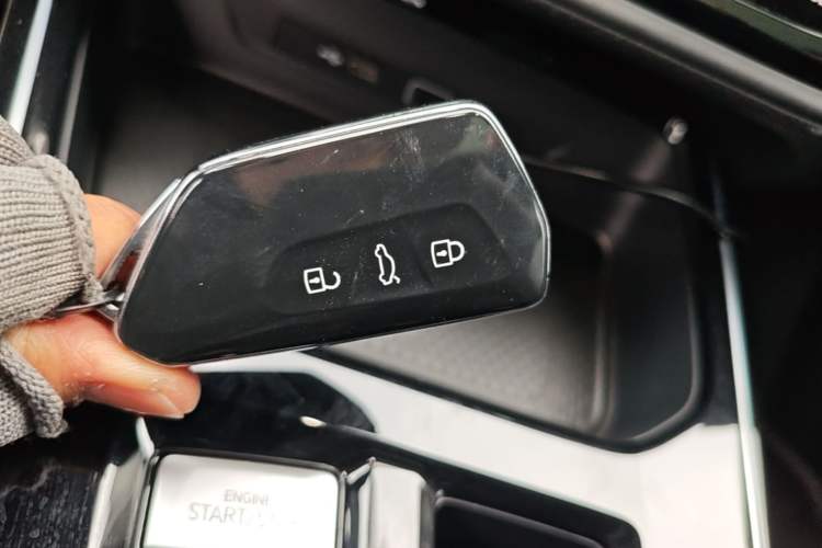 Used Volkswagen Lamando 2023 Lavida L 280TSI DSG Cool & Spicy Edition Vehicle Key