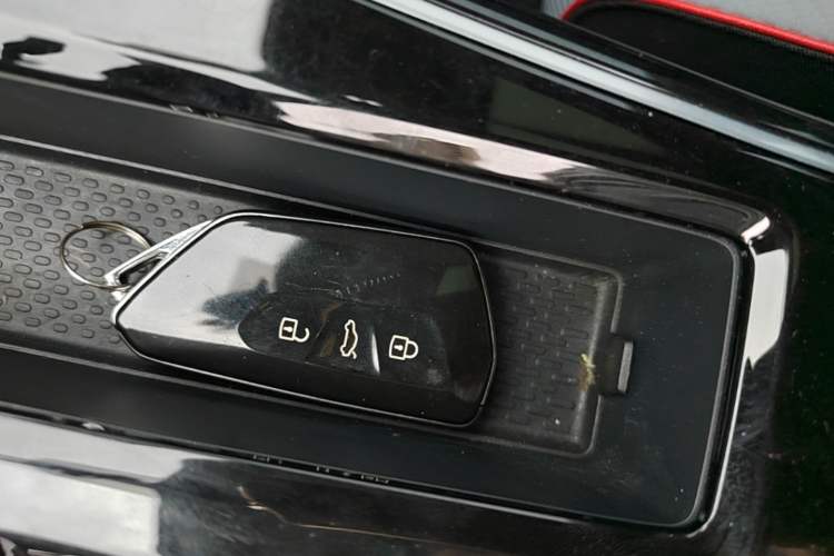 Used Volkswagen Lamando 2023 Lavida L 280TSI DSG Cool & Spicy Edition Vehicle Key