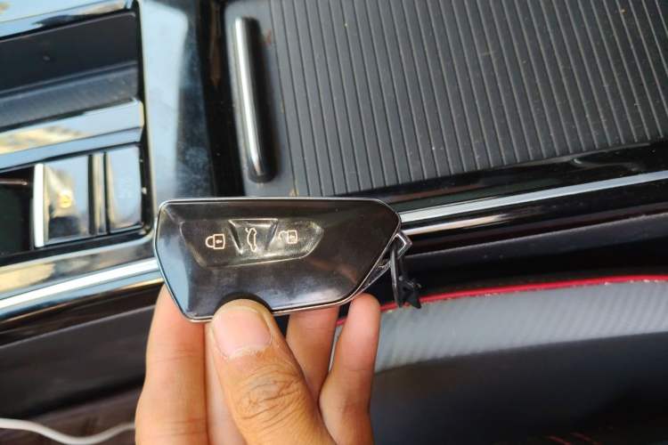 Used Volkswagen Lamando 2023 Lavida L 280TSI DSG Cool & Spicy Edition Vehicle Key