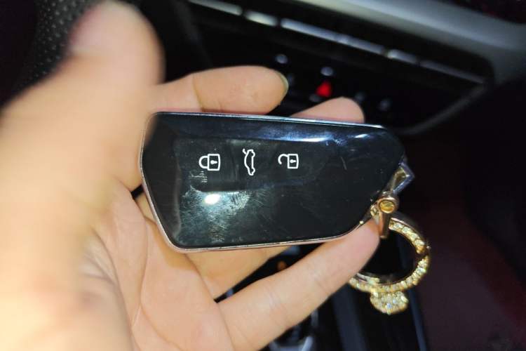 Used Volkswagen Lamando 2023 Lavida L 280TSI DSG Cool & Spicy Edition Vehicle Key