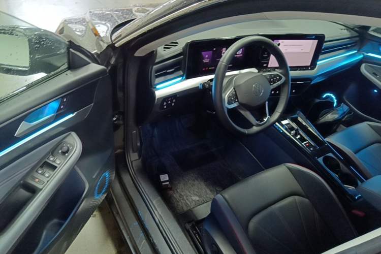 Used Volkswagen Lamando 2024 Lavida L 280TSI DSG Spicy Edition Driver Seat