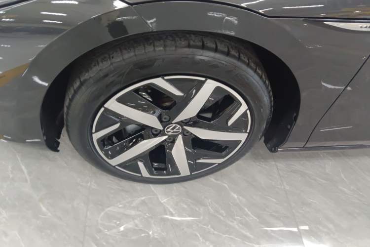 Used Volkswagen Lamando 2024 Lavida L 280TSI DSG Cool & Spicy Edition Exterior 3