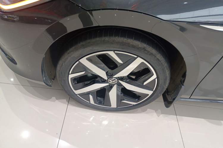 Used Volkswagen Lamando 2024 Lavida L 280TSI DSG Cool & Spicy Edition Exterior 7