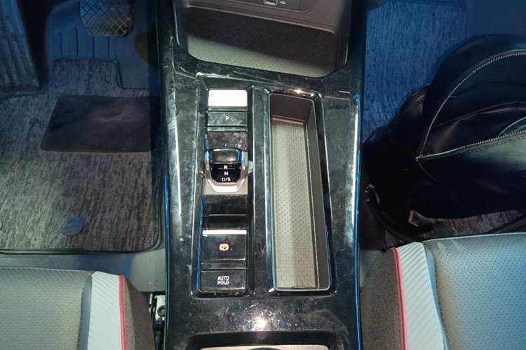 Used Volkswagen Lamando 2024 Lavida L 280TSI DSG Spicy Edition Gear Lever