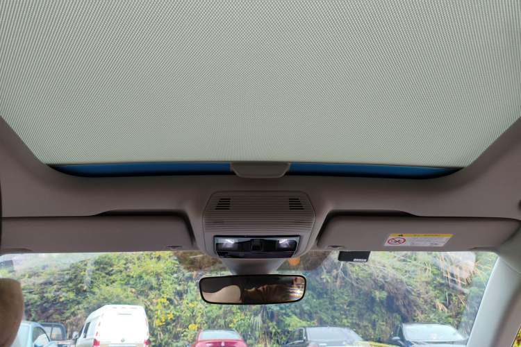 Used Volkswagen Lamando 2024 Lavida L 280TSI DSG Cool & Spicy Edition Headliner