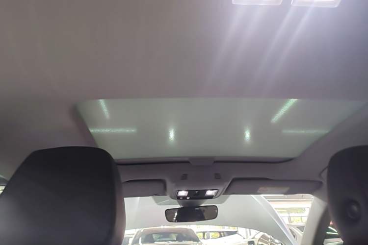 Used Volkswagen Lamando 2024 Lavida L 280TSI DSG Cool & Spicy Edition Headliner