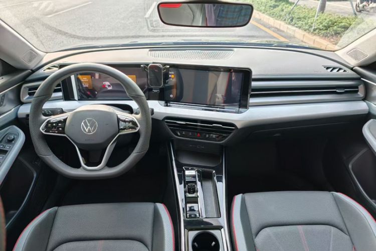 Used Volkswagen Lamando 2024 Lavida L 280TSI DSG Cool & Spicy Edition Interior 2