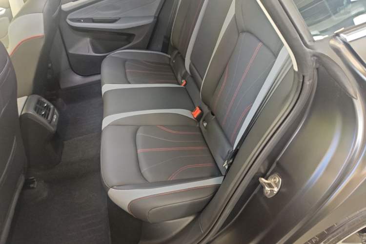 Used Volkswagen Lamando 2024 Lavida L 280TSI DSG Cool & Spicy Edition Left Rear Seat