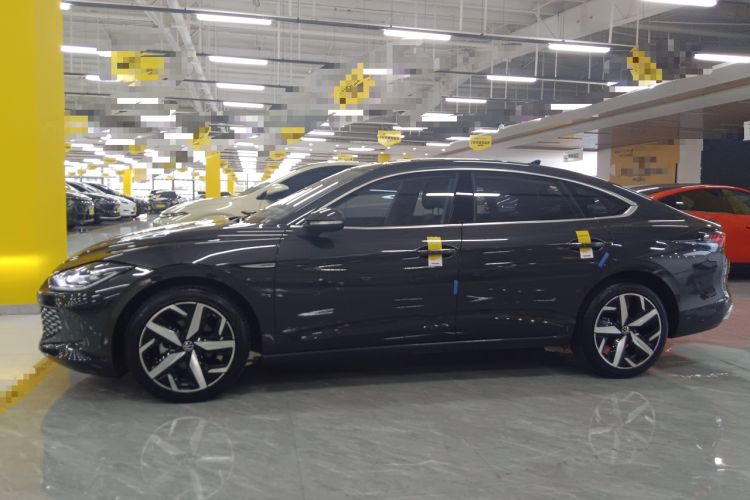 Used Volkswagen Lamando 2024 Lavida L 280TSI DSG Cool & Spicy Edition Left Side