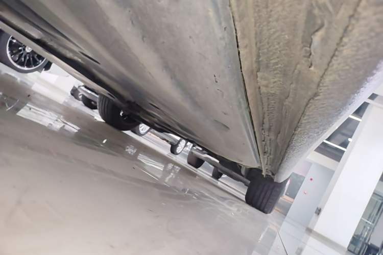 Used Volkswagen Lamando 2024 Lavida L 280TSI DSG Cool & Spicy Edition Left Side Sill