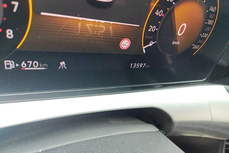 Used Volkswagen Lamando 2024 Lavida L 280TSI DSG Spicy Edition Odometer Close Up