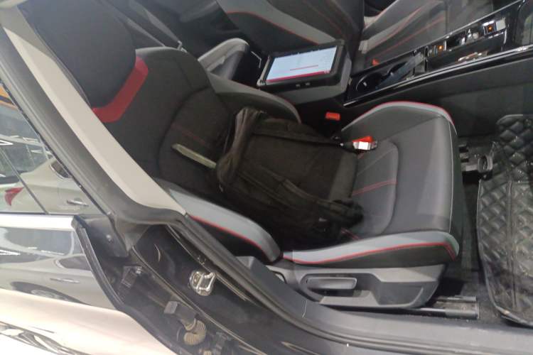 Used Volkswagen Lamando 2024 Lavida L 280TSI DSG Cool & Spicy Edition Right Front Seat