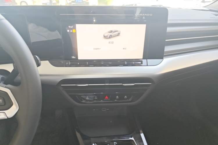 Used Volkswagen Lamando 2024 Lavida L 280TSI DSG Spicy Edition Audio And AC Panel