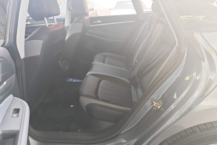 Used Volkswagen Lamando 2024 Lavida L 280TSI DSG Spicy Edition Left Rear Seat