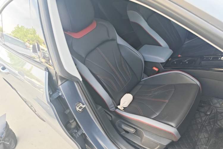 Used Volkswagen Lamando 2024 Lavida L 280TSI DSG Spicy Edition Right Front Seat