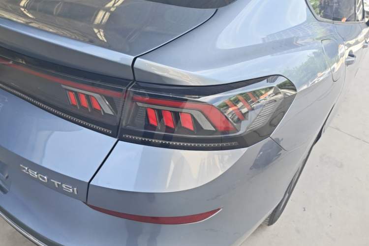 Used Volkswagen Lamando 2024 Lavida L 280TSI DSG Spicy Edition Right Rear Taillight