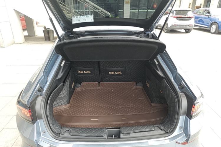 Used Volkswagen Lamando 2024 Lavida L 280TSI DSG Spicy Edition Trunk
