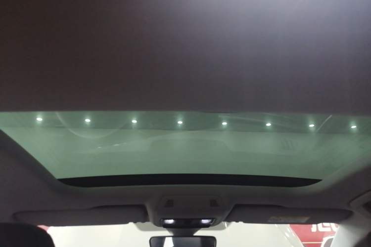 Used Volkswagen Lamando 2024 Lavida L 280TSI DSG Cool & Spicy Edition Headliner