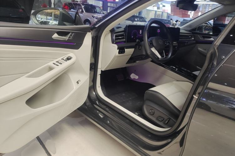 Used Volkswagen Lamando 2024 Lavida L 280TSI DSG Cool & Spicy Edition Driver Seat