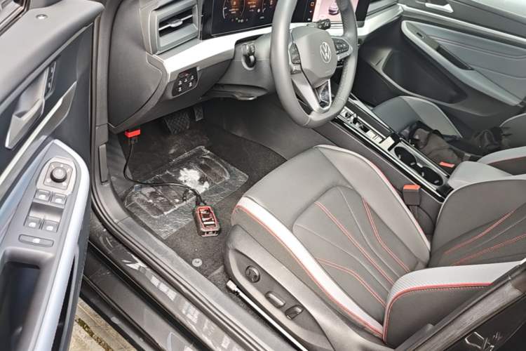 Used Volkswagen Lamando 2024 Lavida L 280TSI DSG Spicy Edition Driver Seat