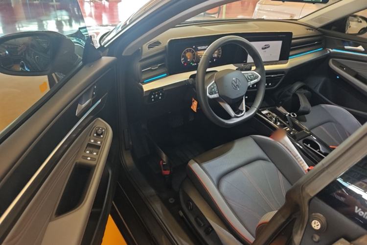 Used Volkswagen Lamando 2024 Lavida L 280TSI DSG Spicy Edition Driver Seat