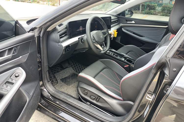 Used Volkswagen Lamando 2024 Lavida L 280TSI DSG Spicy Edition Driver Seat