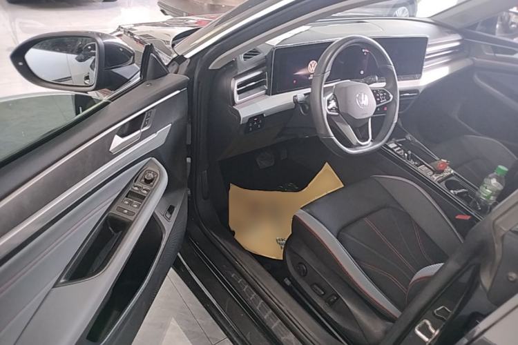 Used Volkswagen Lamando 2024 Lavida L 280TSI DSG Cool & Spicy Edition Driver Seat